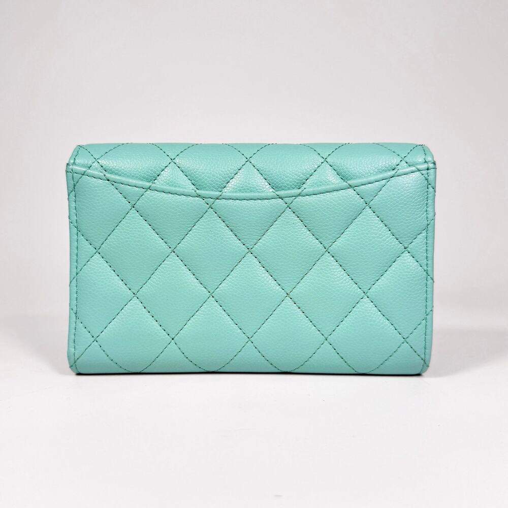 Chanel Quilted Caviar Classic Flap Wallet - Picture 3 of 11